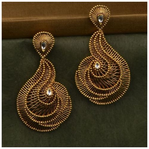 Bellezia Gold Earrings